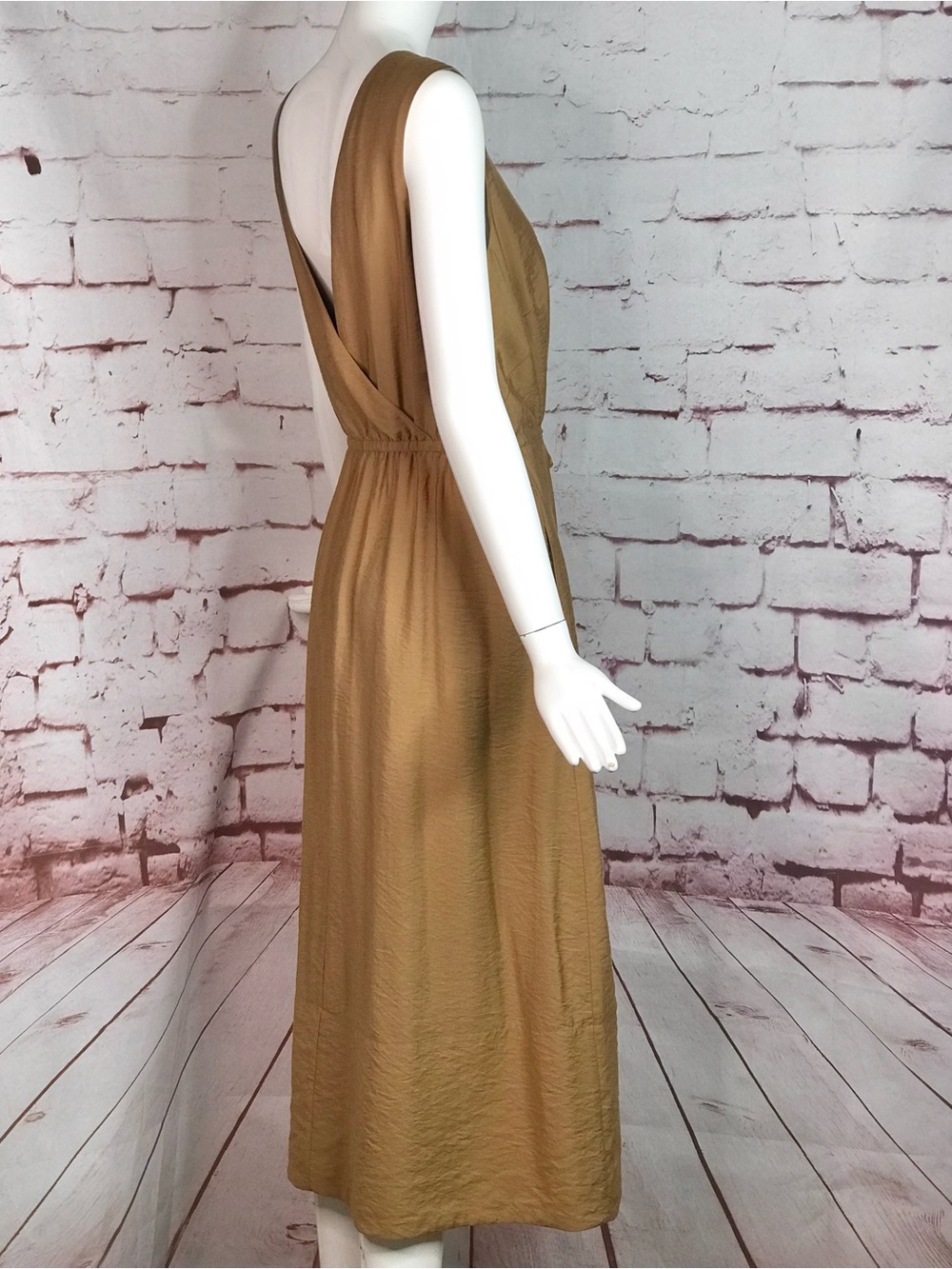 VINCE Cross-back Sleeveless Midi dress Caramel Brown M Size Medium New With Tags - Picture 16 of 16
